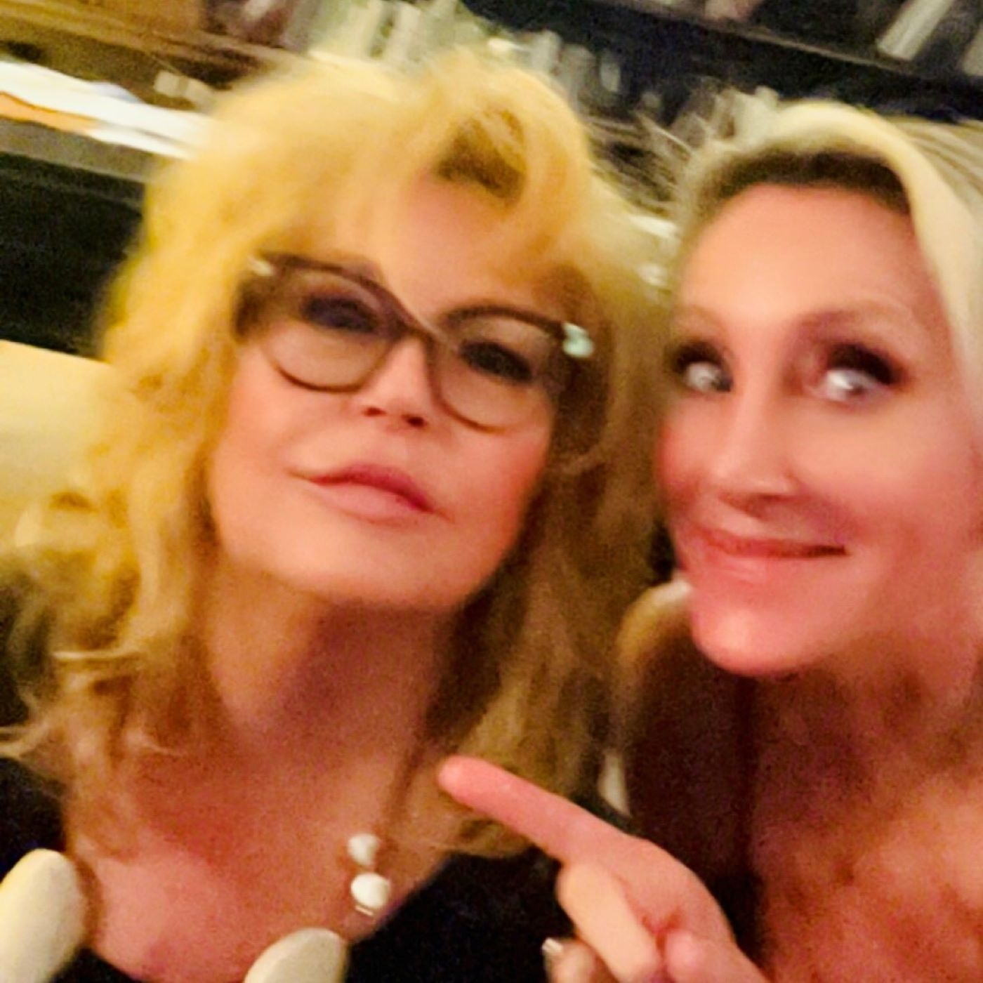 #23 Gräfin sucht Prinz ohne Schloß für viel dolce vita! GRÄFIN ISABELLA FORMENTINI auf der Suche nach Mr. Right!